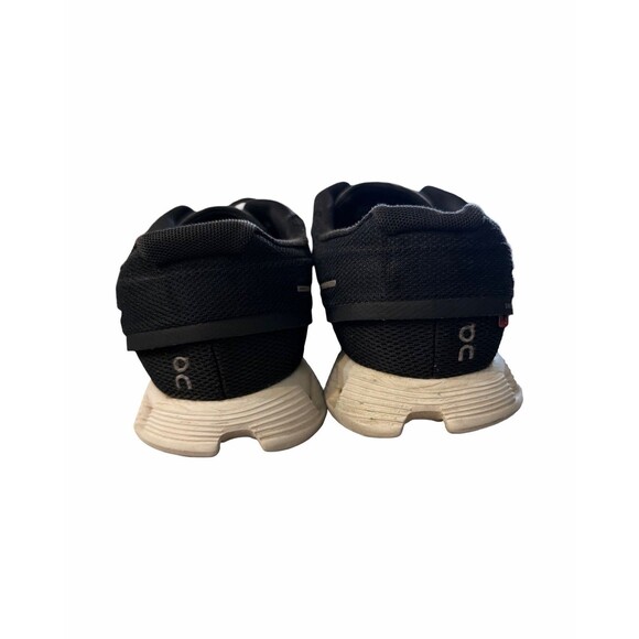 ON Cloud 5 Running  Atheltic Sneakers Men US 8.5 Trainers  Mesh Top Black Shoes main image 4